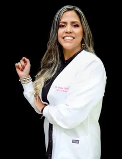 Dra. Carolina Suárez